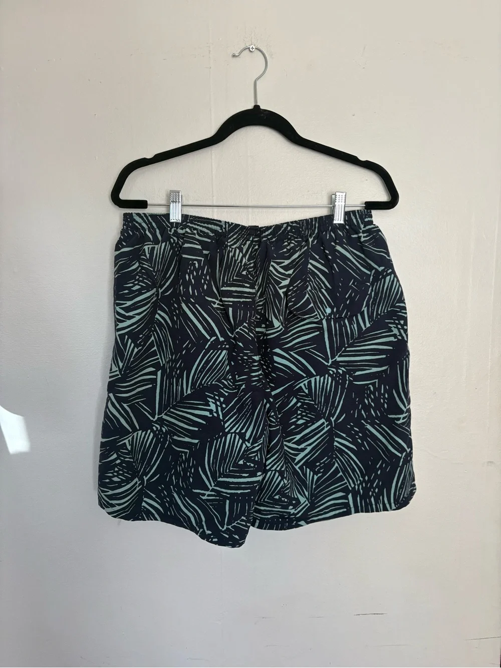 Patagonia Baggies 6” Inseam Swim Trunks - Size Large